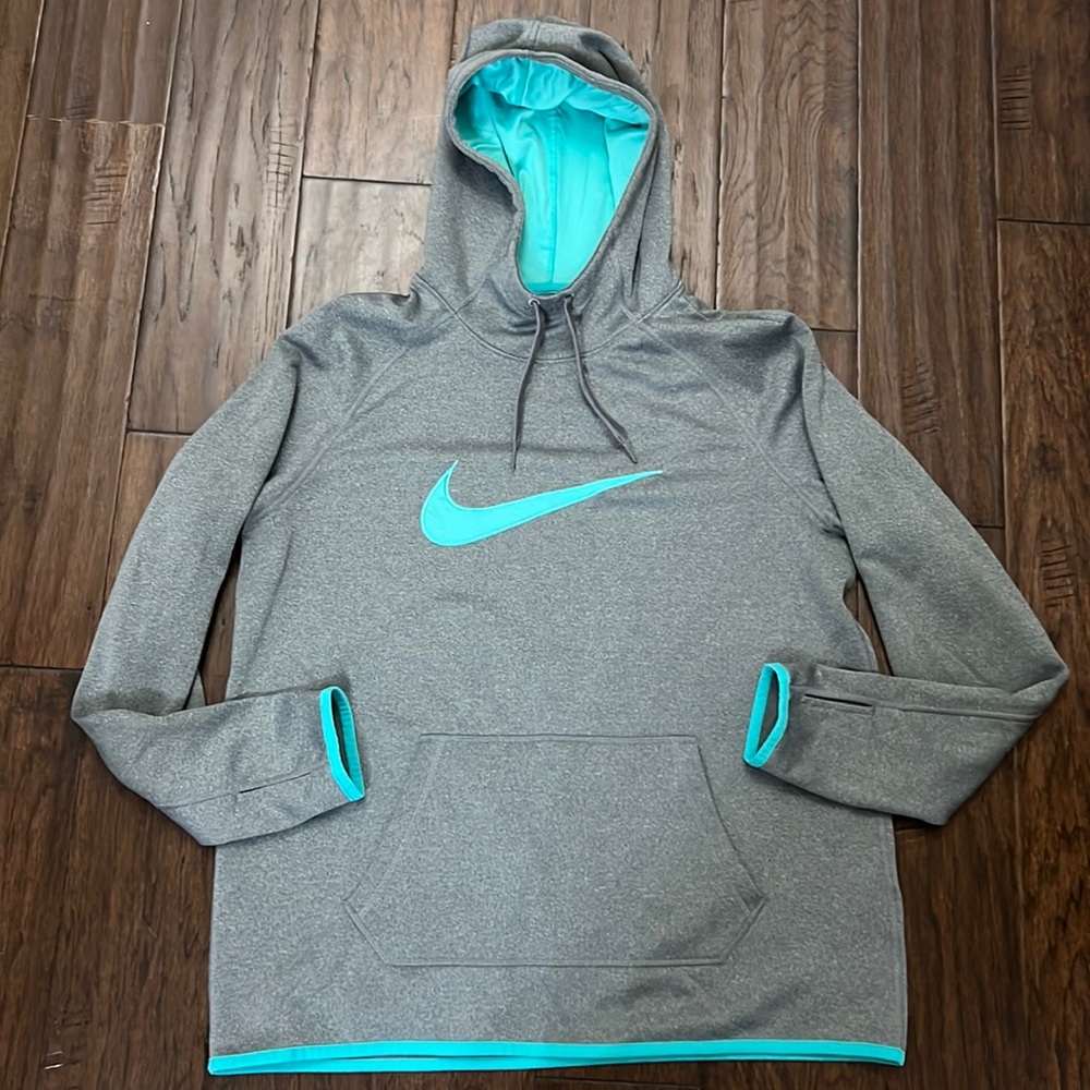 Nike sweatshirt size L